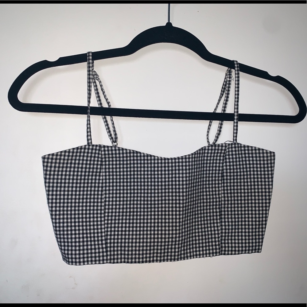 Brandy Melville Crop top